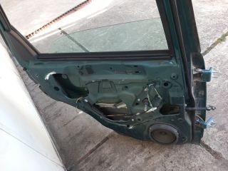 bontott SUZUKI SX4 Bal hátsó Ajtó (Üres lemez)