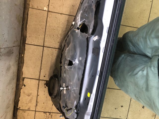 bontott SUZUKI SX4 Bal hátsó Ajtó (Üres lemez)