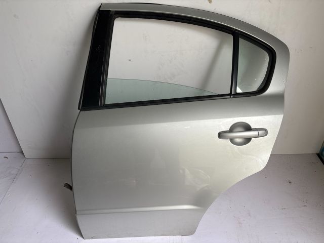 bontott SUZUKI SX4 Bal hátsó Ajtó (Üres lemez)