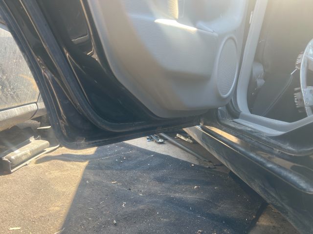 bontott SUZUKI SX4 Bal hátsó Ajtó (Üres lemez)