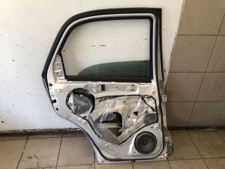 bontott SUZUKI SX4 Bal hátsó Ajtó (Üres lemez)