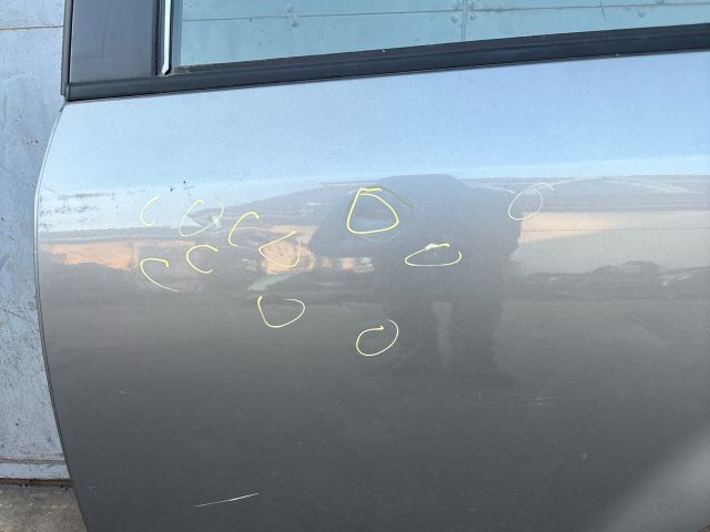 bontott SUZUKI SX4 Bal hátsó Ajtó (Üres lemez)