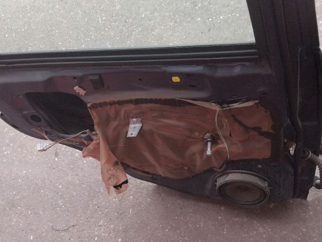 bontott SUZUKI SX4 Bal hátsó Ajtó (Üres lemez)