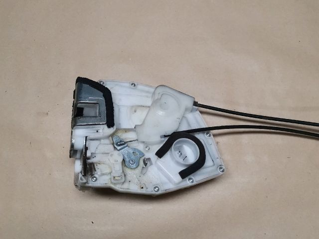 bontott SUZUKI SX4 Bal hátsó Ajtózár Motor