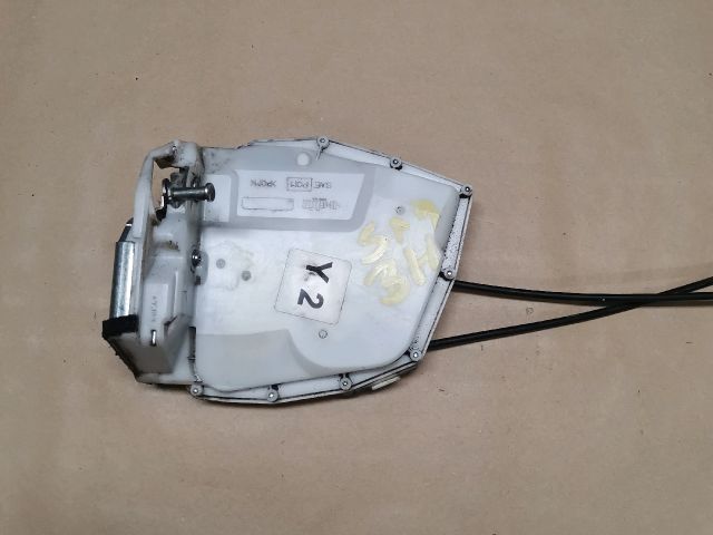 bontott SUZUKI SX4 Bal hátsó Ajtózár Motor