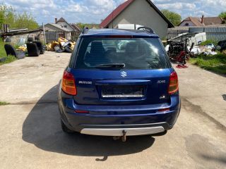 bontott SUZUKI SX4 Bal hátsó Alsó Zsanér