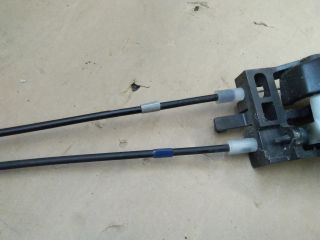 bontott SUZUKI SX4 Bal hátsó Kilincs Bowden