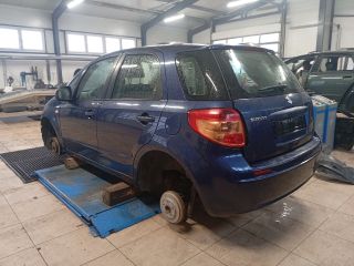 bontott SUZUKI SX4 Bal hátsó Vízlehúzó Gumicsík