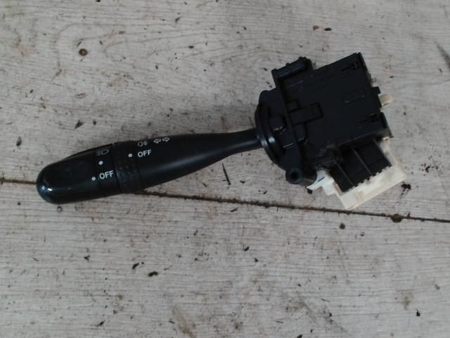 bontott SUZUKI SX4 Bal Kormánykapcsoló Irányjelző