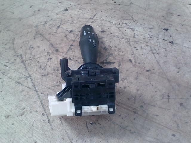 bontott SUZUKI SX4 Bal Kormánykapcsoló Irányjelző