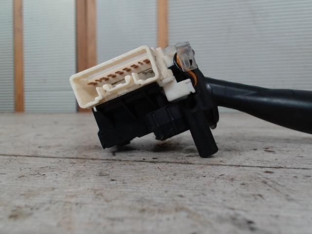 bontott SUZUKI SX4 Bal Kormánykapcsoló Irányjelző