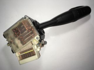 bontott SUZUKI SX4 Bal Kormánykapcsoló Irányjelző