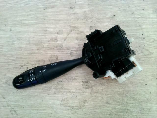 bontott SUZUKI SX4 Bal Kormánykapcsoló Irányjelző