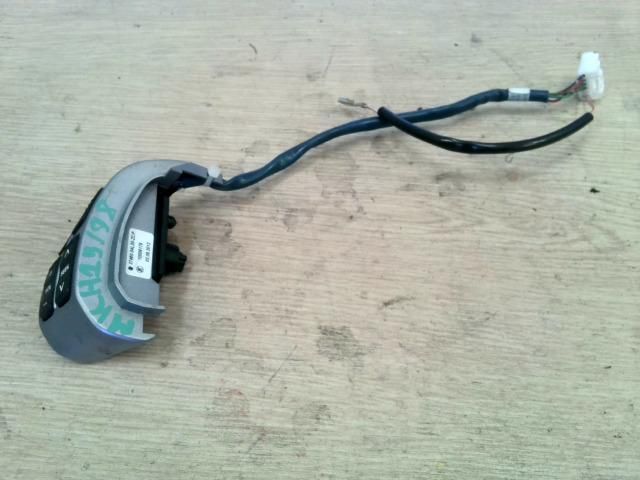 bontott SUZUKI SX4 Bal Multikormány Kapcsoló