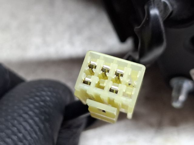 bontott SUZUKI SX4 Bal Visszapillantó Tükör (Elektromos)