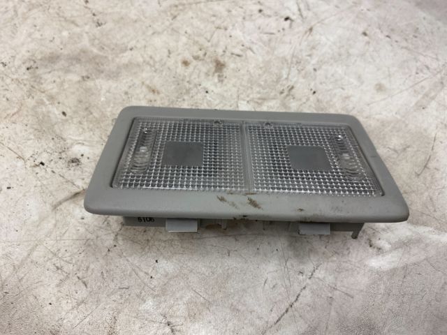 bontott SUZUKI SX4 Beltér Világítás Első