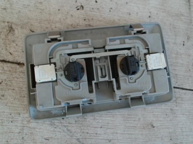 bontott SUZUKI SX4 Beltér Világítás Első