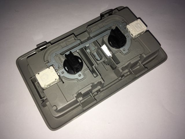 bontott SUZUKI SX4 Beltér Világítás Hátsó