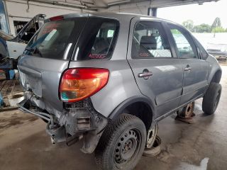 bontott SUZUKI SX4 Beltér Világítás Hátsó