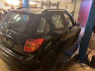 bontott SUZUKI SX4 Csomagtér Kárpit