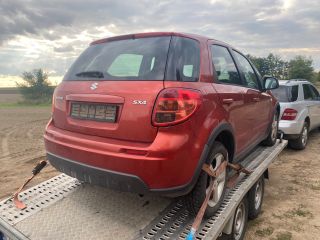 bontott SUZUKI SX4 Csomagtér Kárpit