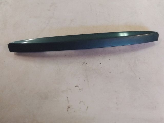 bontott SUZUKI SX4 Csomagtérajtó Díszléc