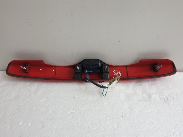 bontott SUZUKI SX4 Csomagtérajtó Kilincs