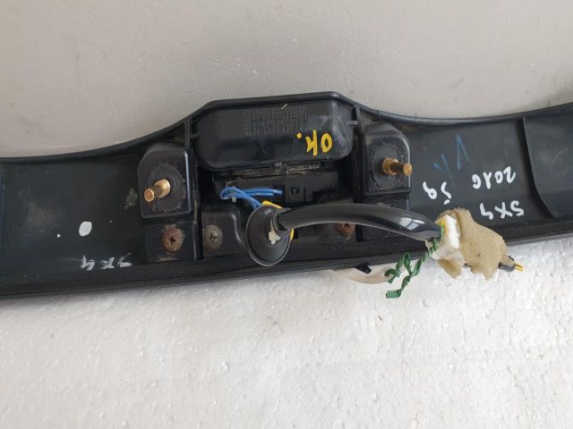 bontott SUZUKI SX4 Csomagtérajtó Kilincs