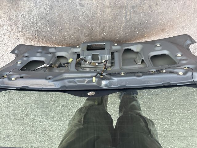 bontott SUZUKI SX4 Csomagtérajtó (Részeivel)