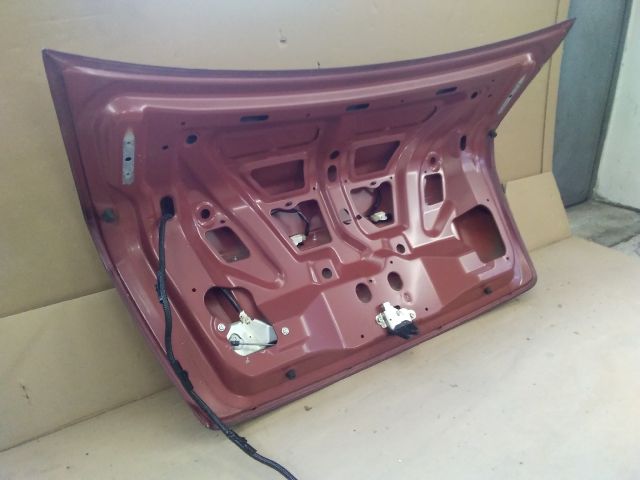 bontott SUZUKI SX4 Csomagtérajtó (Részeivel)