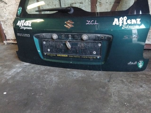 bontott SUZUKI SX4 Csomagtérajtó (Üres lemez)