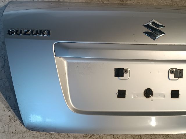 bontott SUZUKI SX4 Csomagtérajtó (Üres lemez)