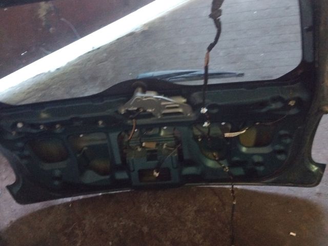 bontott SUZUKI SX4 Csomagtérajtó (Üres lemez)