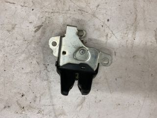 bontott SUZUKI SX4 Csomagtérajtó Zárszerkezet