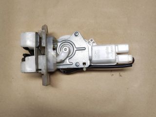 bontott SUZUKI SX4 Csomagtérajtó Zárszerkezet