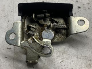 bontott SUZUKI SX4 Csomagtérajtó Zárszerkezet