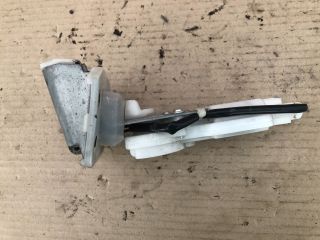 bontott SUZUKI SX4 Csomagtérajtó Zárszerkezet