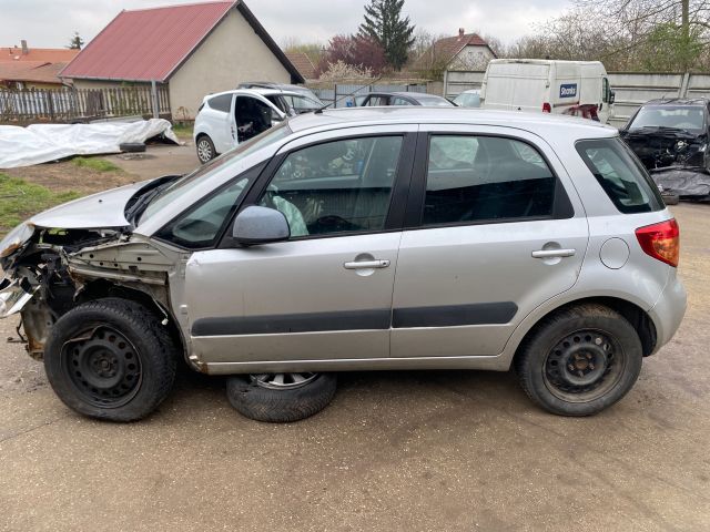 bontott SUZUKI SX4 Előtét Ellenállás Hűtőventilátor