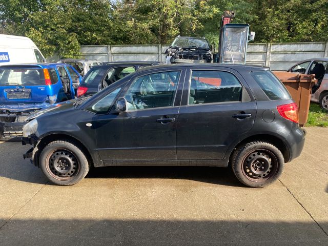 bontott SUZUKI SX4 Előtét Ellenállás Hűtőventilátor