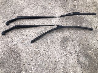 bontott SUZUKI SX4 Első Ablaktörlő Kar