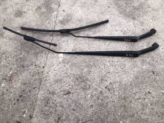 bontott SUZUKI SX4 Első Ablaktörlő Kar