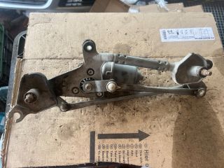 bontott SUZUKI SX4 Első Ablaktörlő Szerkezet Motorral