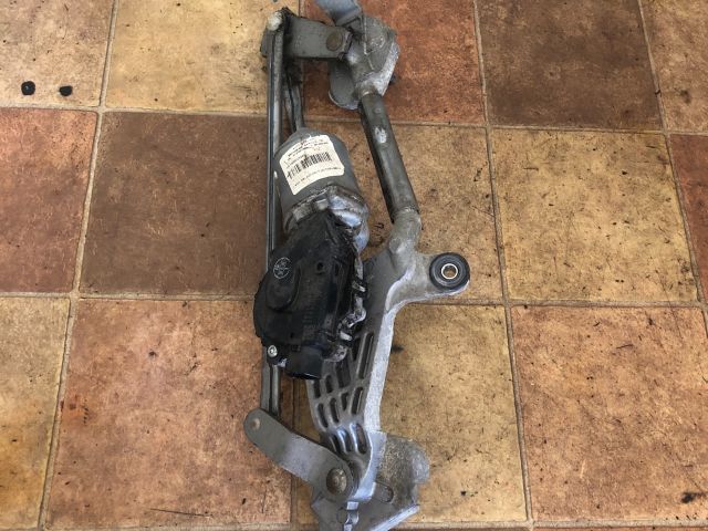 bontott SUZUKI SX4 Első Ablaktörlő Szerkezet Motorral