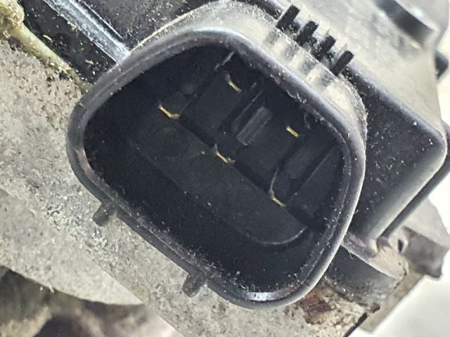 bontott SUZUKI SX4 Első Ablaktörlő Szerkezet Motorral