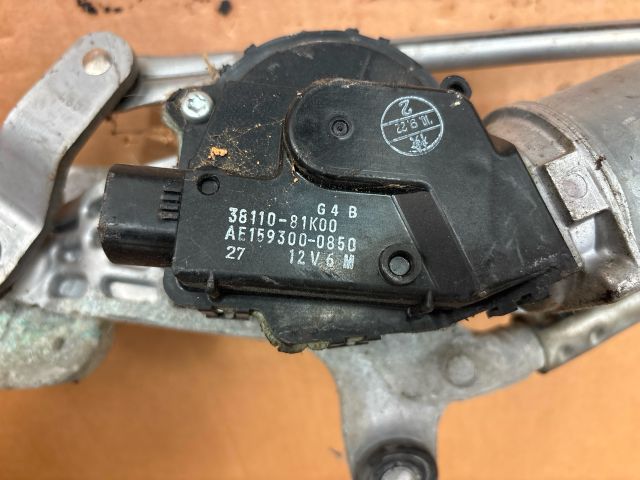 bontott SUZUKI SX4 Első Ablaktörlő Szerkezet Motorral