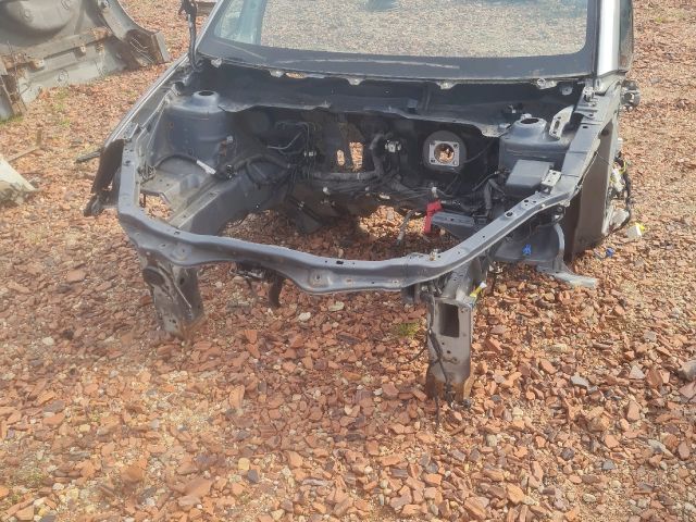 bontott SUZUKI SX4 Első Karosszéria Csomag