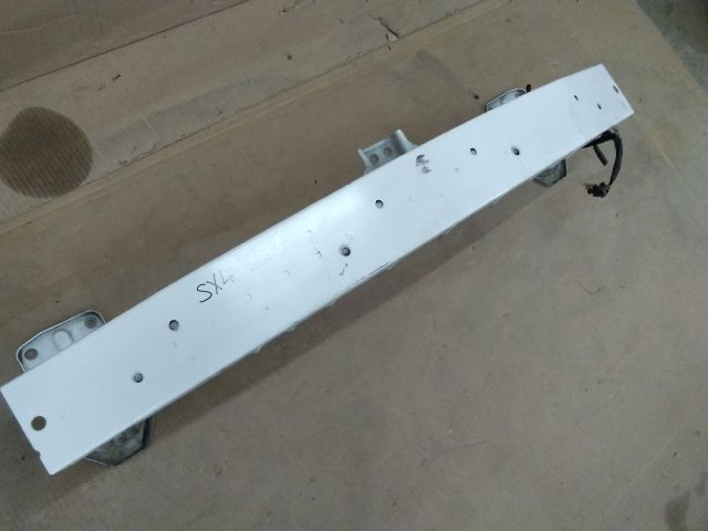 bontott SUZUKI SX4 Első Lökhárító Merevítő (Fém)