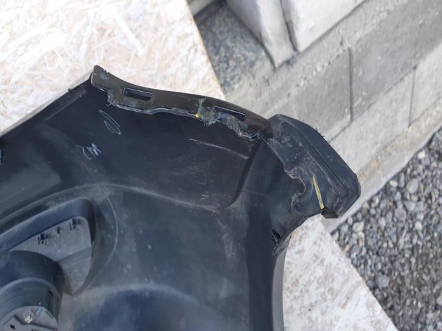 bontott SUZUKI SX4 Első Lökhárító (Részeivel)