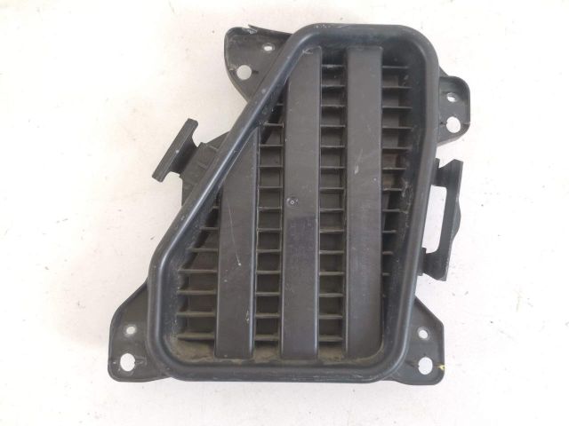 bontott SUZUKI SX4 Első Lökhárító (Részeivel)