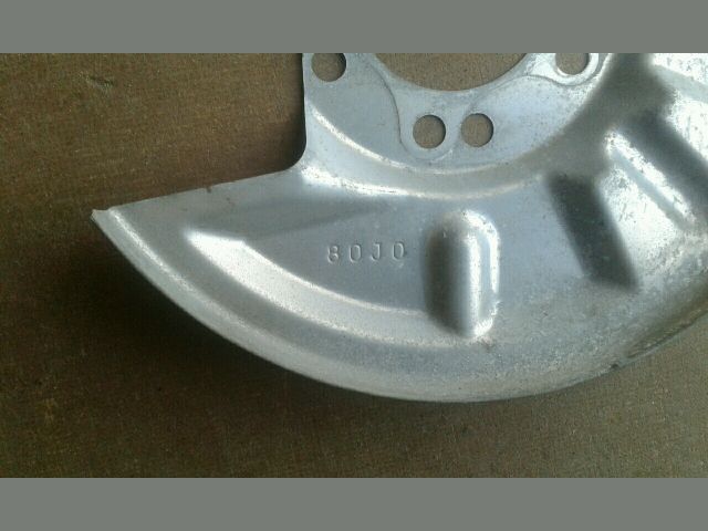 bontott SUZUKI SX4 Fék Porvédő Lemez (Pozíciófüggetlen)